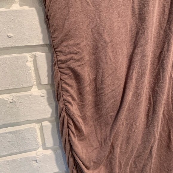 Ruched bodycon dress - Picture 3 of 5